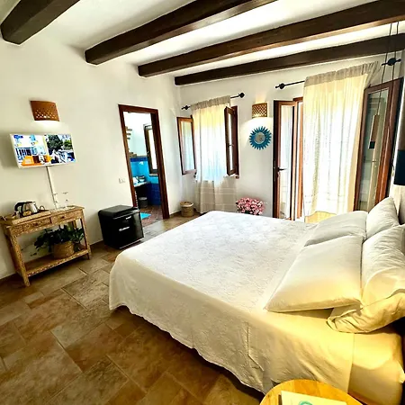 Mameli Bed & Breakfast 3*